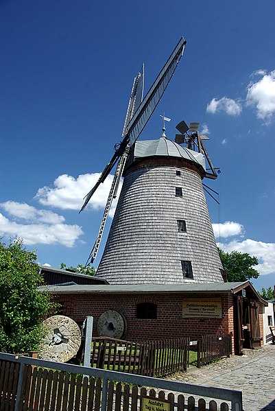 File:Straupitz - Holländermühle 0002.jpg