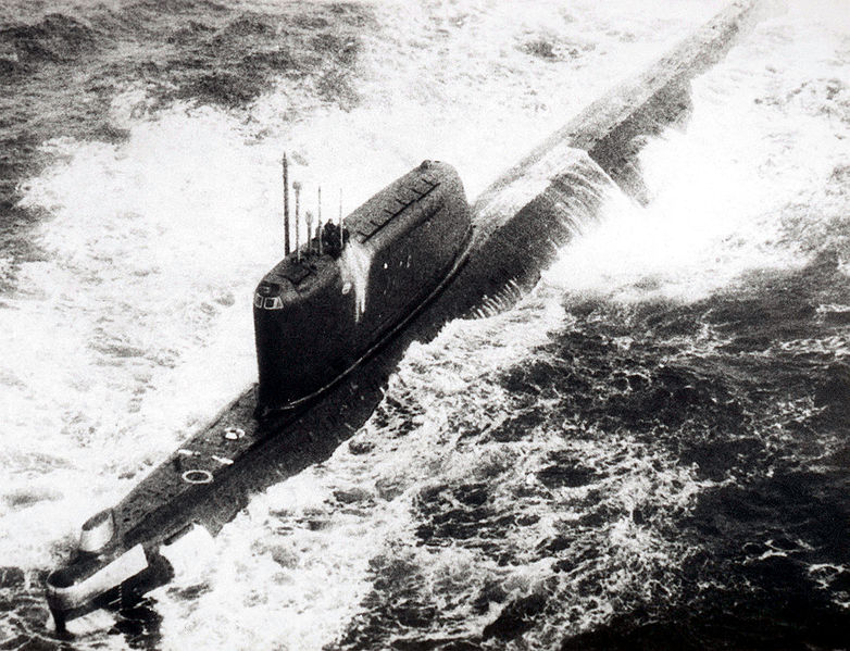 File:Submarine Hotel II class.jpg