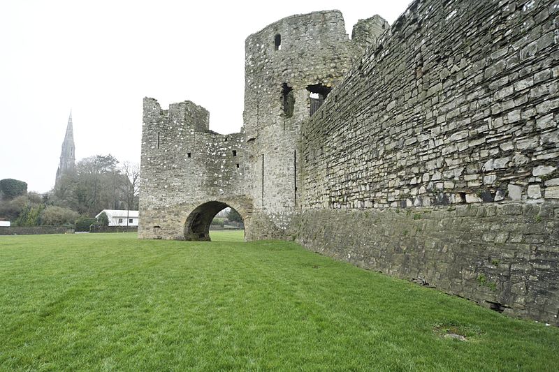 File:TRIM CASTLE - COUNTY MEATH, IRELAND (336561387).jpg