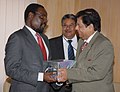 The Minister of State for Railways, Shri E. Ahamed presenting a memento to the Minister of Transport and Communications of Mozambique, Mr. Paulo Zucala, during their meeting, in New Delhi on September 29, 2010.jpg