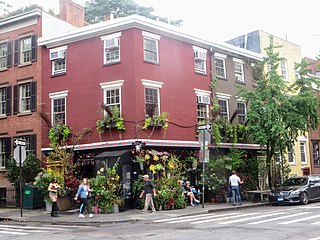 <span class="mw-page-title-main">The Spotted Pig</span> Defunct restaurant in New York City