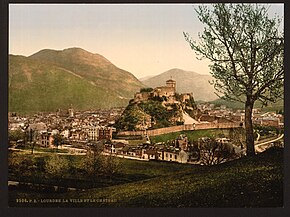 Lourdes: Geografia fisica, Storia, Società