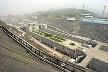 Tiedosto:The_locks_at_the_three_gorges_dam_-_panoramio.jpg