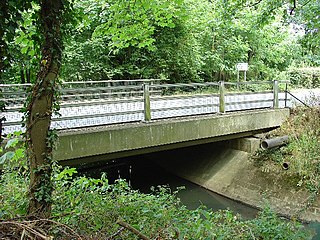 <span class="mw-page-title-main">Gatwick Stream</span> Stream in West Sussex, England