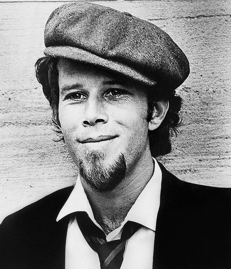 III. The evolution of Tom Waits' vocal technique over the years