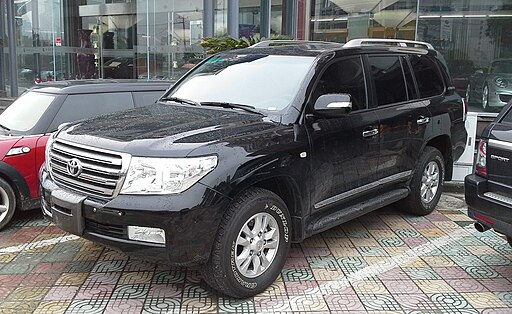 Toyota Land Cruiser J200 China 2014-04-22