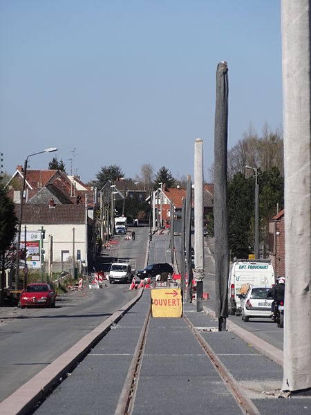 File:Travaux de la branche vers Vieux-Condé de la ligne B du tramway de Valenciennes en avril 2013 (229).JPG