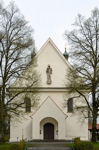 File:Tutzing St. Joseph Westseite 01.JPG