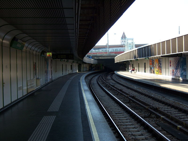 File:U4 Hietzing 2.JPG