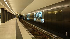 U55 Brandenburger Tor 2009-08-10 1. jpg