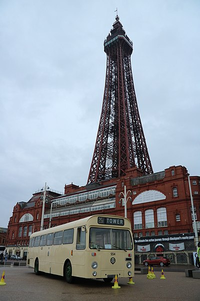 File:Vehicles in the United Kingdom 295.jpg