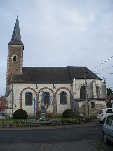 File:Verquigneul - Eglise - 1.JPG