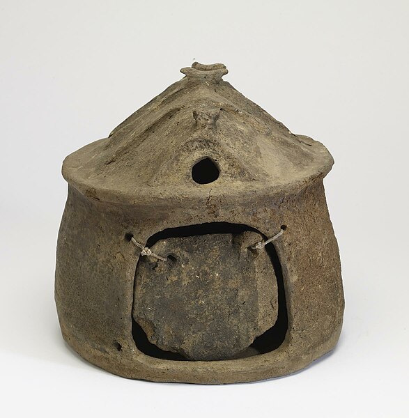 File:Villanovan - Urn in the Shape of a Hut and a Door - Walters 482312.jpg