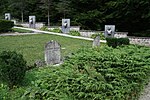 English: Battle of the Dukla Pass memorial in Vyšný Komárnik. Polski: Pomnik poległych w operacji dukielsko-preszowskiej we wsi Vyšný Komárnik.