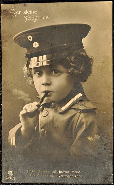 File:WWI postcard brave child.JPG