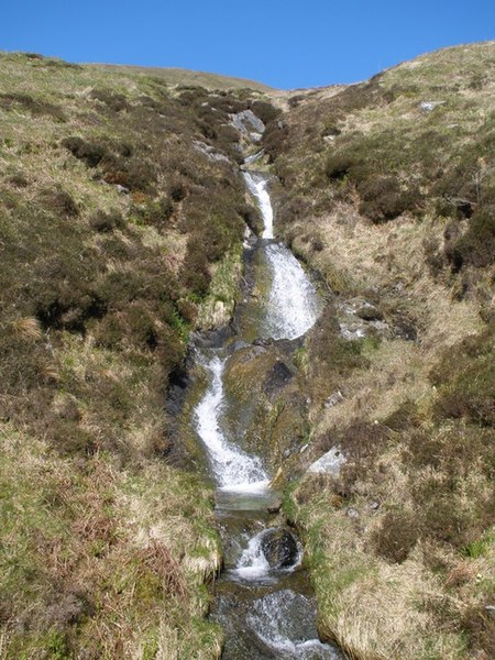 File:Waterfalls on the Allt Glinne Bhig - geograph.org.uk - 1297996.jpg