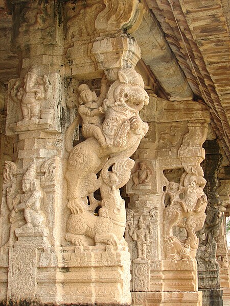 File:Yali Pillars in mantapa (hall) in Someshvara Temple at Kolar.JPG