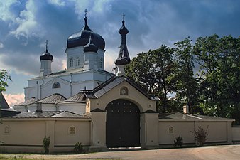 Vasknarva ortodoxa kyrka och kloster.