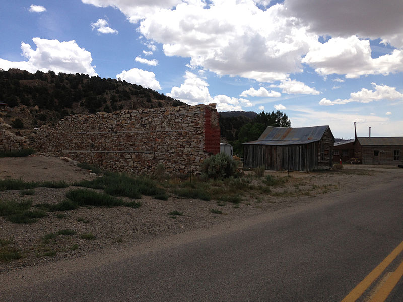 File:2014-07-30 13 01 52 Ruins in Belmont, Nevada.JPG