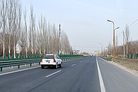 20231217 G217 Highway in Aral 02.jpg