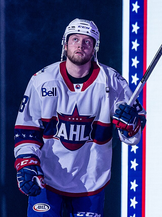 Description de l'image 2023 AHL All-Star Classic Game - Alexander Nylander (52674026009) (cropped).jpg.