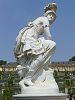 Minerve (copie), 1760, marbre, 183 x 86 x 85 cm, Potsdam, château de Sanssouci.