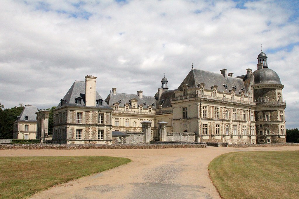 59 - Serrant Château