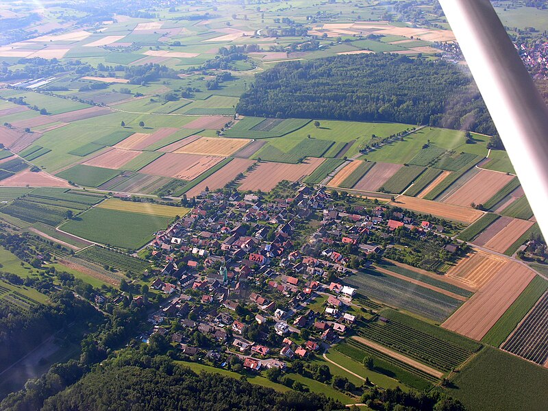 File:Aerial View of Bankholzen 15.07.2008 16-36-15.JPG