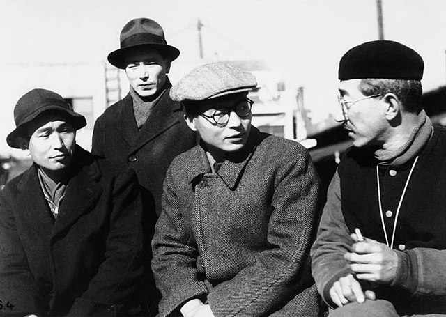 From the left: Akira Kurosawa, Honda, and Senkichi Taniguchi with their mentor Kajirō Yamamoto, late 1930s