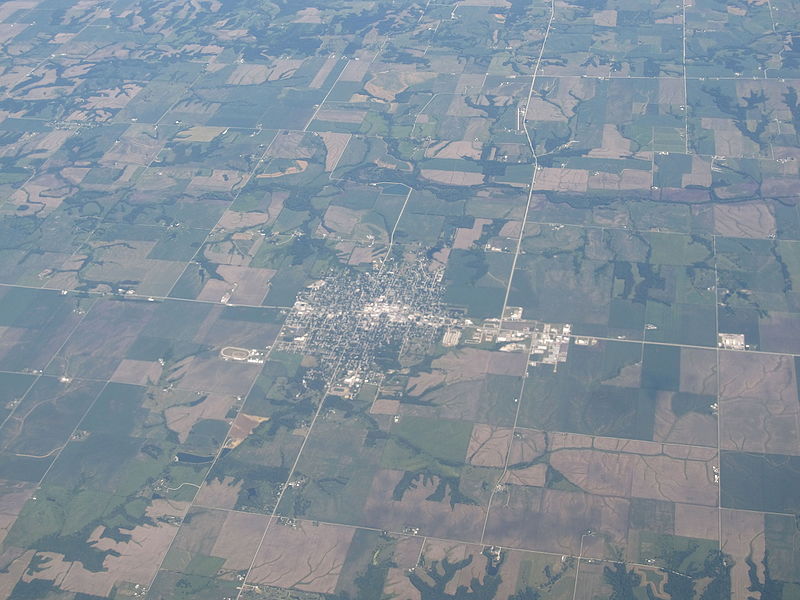 File:Aledo, Illinois (9179322603).jpg