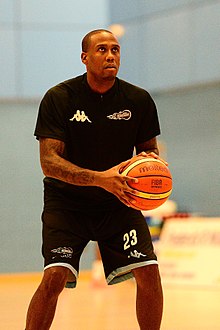 Alex Owumi Scorchers 2017.jpg