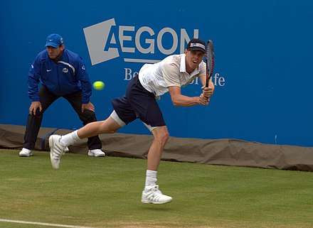 American Sam Querrey playing at the 2010 Queens Club Tennis Tournament.