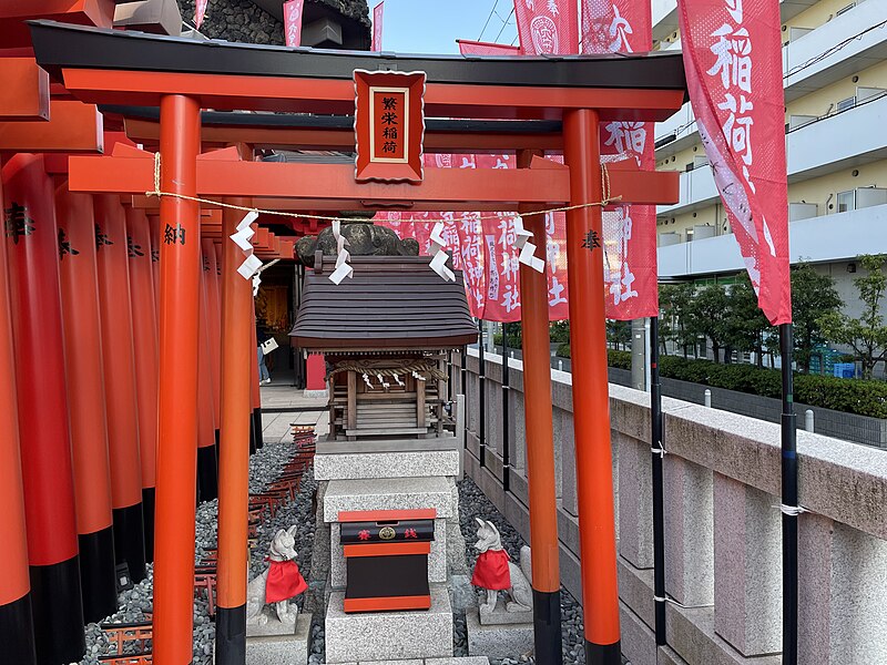 File:Anamori-Inari-jinja 10.jpg