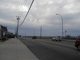 <span class="mw-page-title-main">Beach Channel Drive</span> Street in Queens, New York