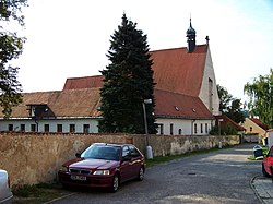 Bechyně, Klášterní, klášter a kostel Nanebevzetí Panny Marie (01).jpg