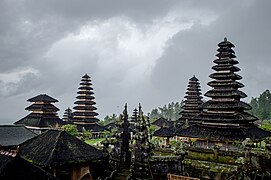 Besakih, Bali