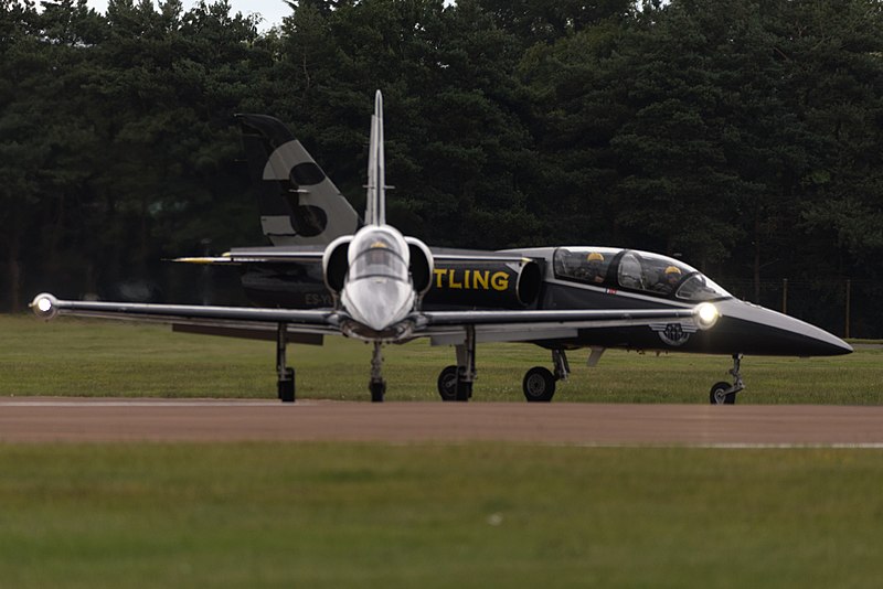 File:Bretling Aero L-39 Albatros 5D4 3928 (48707107812).jpg