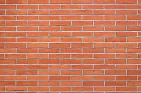 English: Stretcher bond brick wall in Stuttgart, Germany. Deutsch: Ziegelwand in mittlerem Läuferverband an einem Gebäude in Stuttgart.
