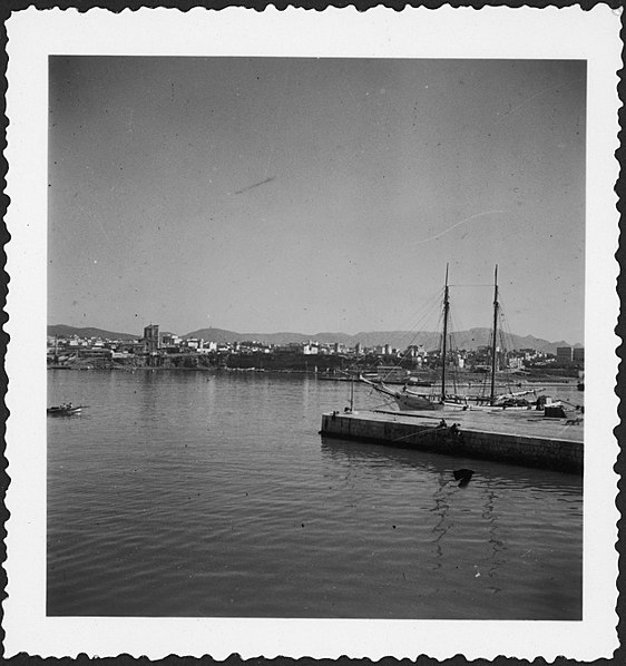 File:CH-NB - Spanien, Mallorca- Hafen - Annemarie Schwarzenbach - SLA-Schwarzenbach-A-5-08-272.jpg