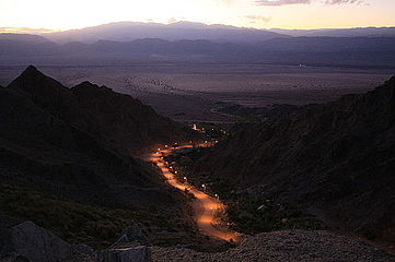 estrada de fogo;  Área de Puna Catamarca.