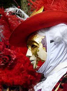 Masque Chat Coeur de Venise noir pour petit visage Carnaval