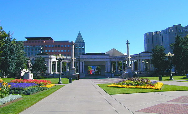 Civic Center Park is located on the northern part of the Golden Triangle Neighborhood, although the park itself is often considered to be part of downtown. Civiccenter1.JPG