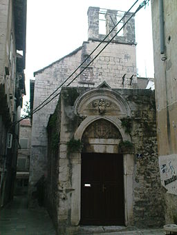 Östra portalen.