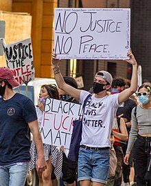 Dallas on May 31 DallasProtest2020-125 (49959306817).jpg