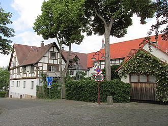 A street in Niedervellmar. Dammenweg Niedervellmar.jpg