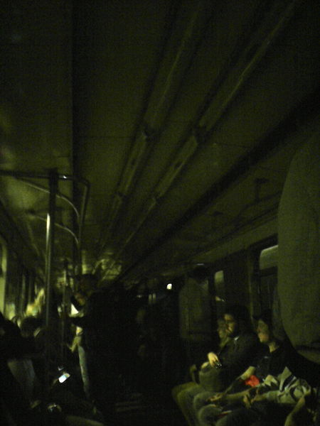 File:Dark wagon in train on Zamoskvoretskaya line (June 19, 2014) 1.jpg