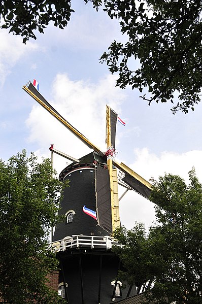 File:De Klarendalse Molen - panoramio.jpg