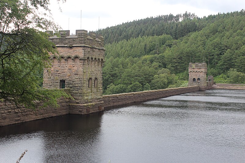 File:DerwentDam UpstreamLeftBank.jpg