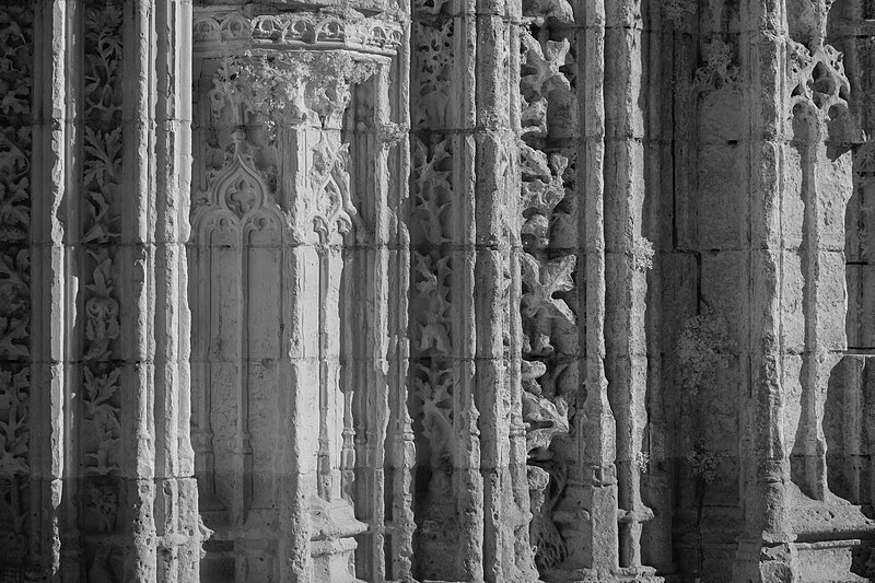 File:Detail of the facade of Monasterio de Santa Maria del Parral, Segovia, Castilla y León, Spain.jpg