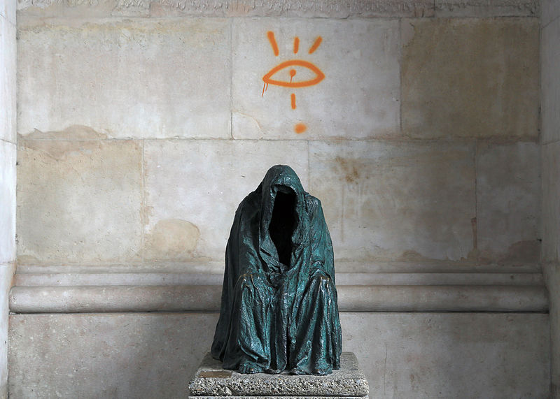 File:Die Pieta Anna Chromy Salzburg 2014 a.jpg